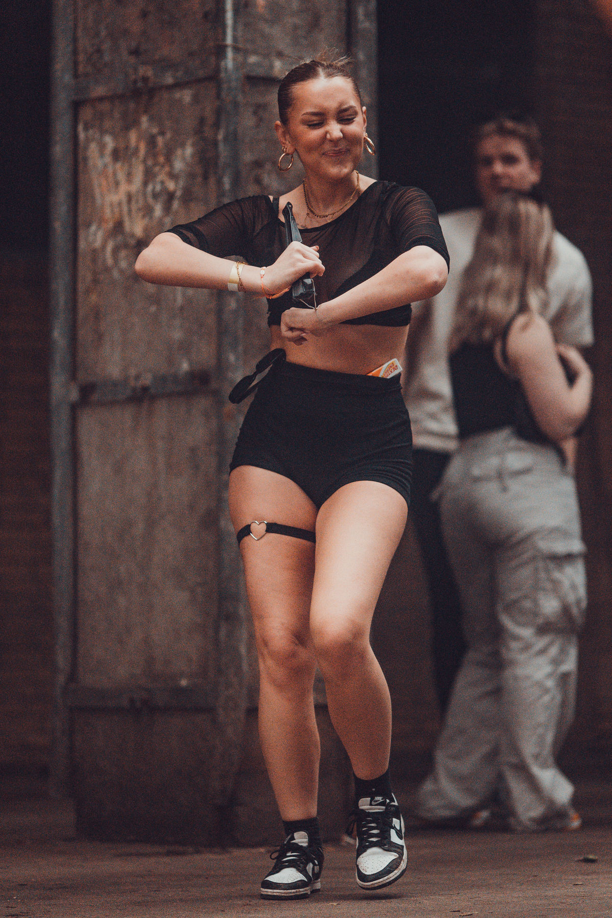 Loading... just a sec